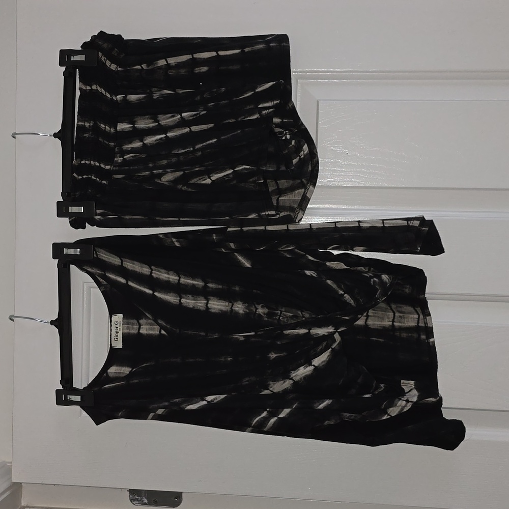 2 piece short and top set